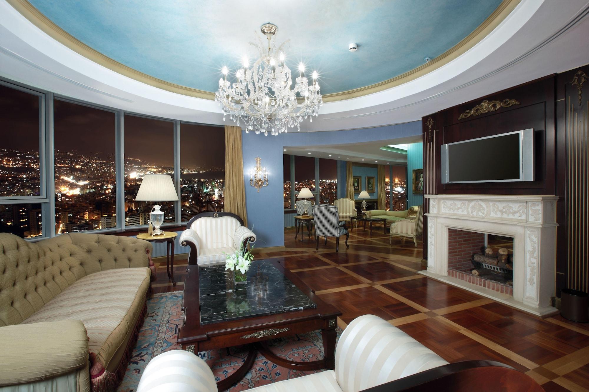 Hotel Al Habtoor Grand Beirut Esterno foto