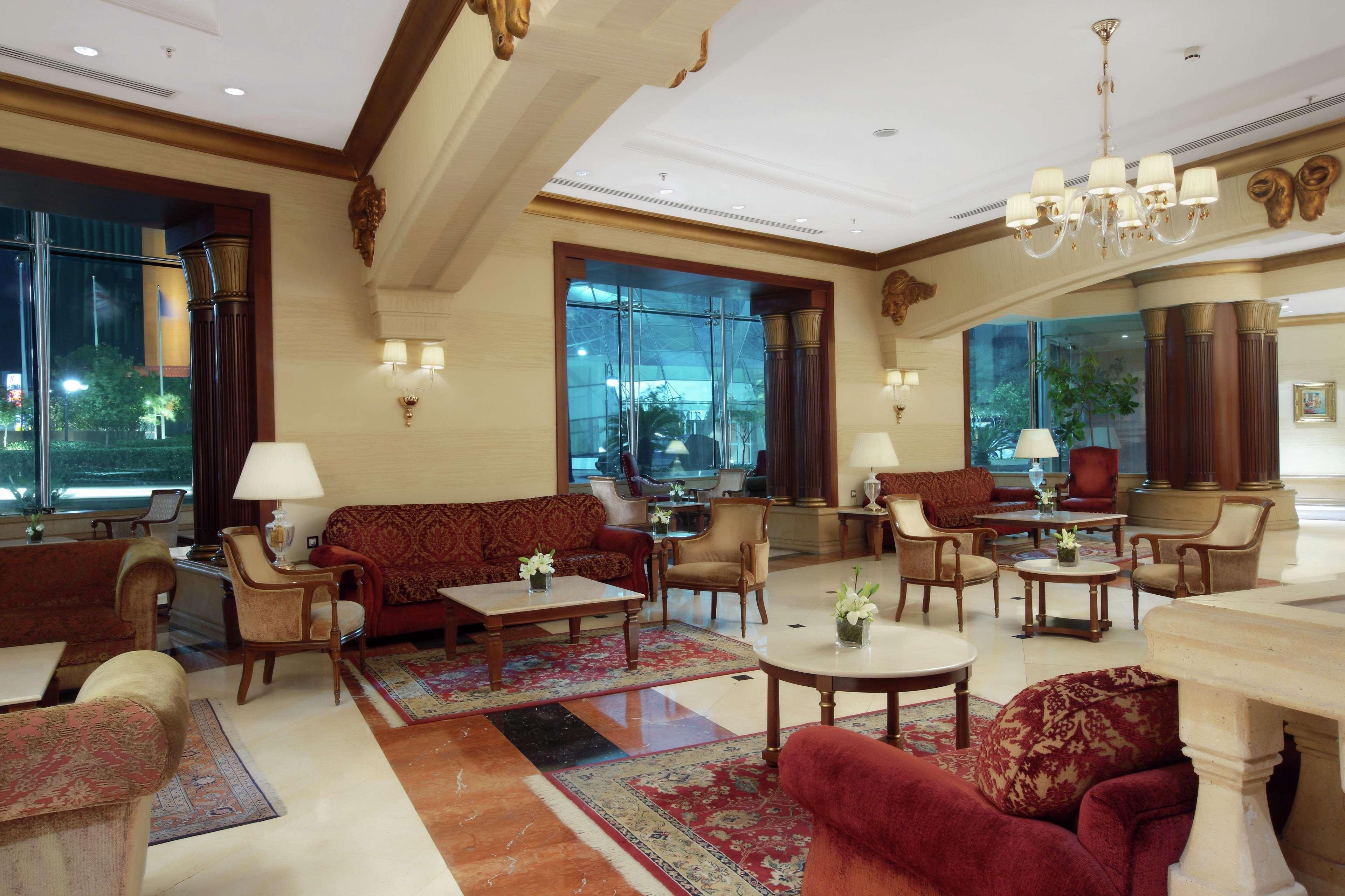 Hotel Al Habtoor Grand Beirut Esterno foto