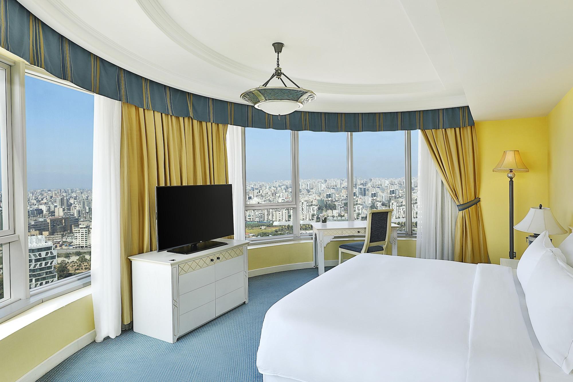 Hotel Al Habtoor Grand Beirut Esterno foto