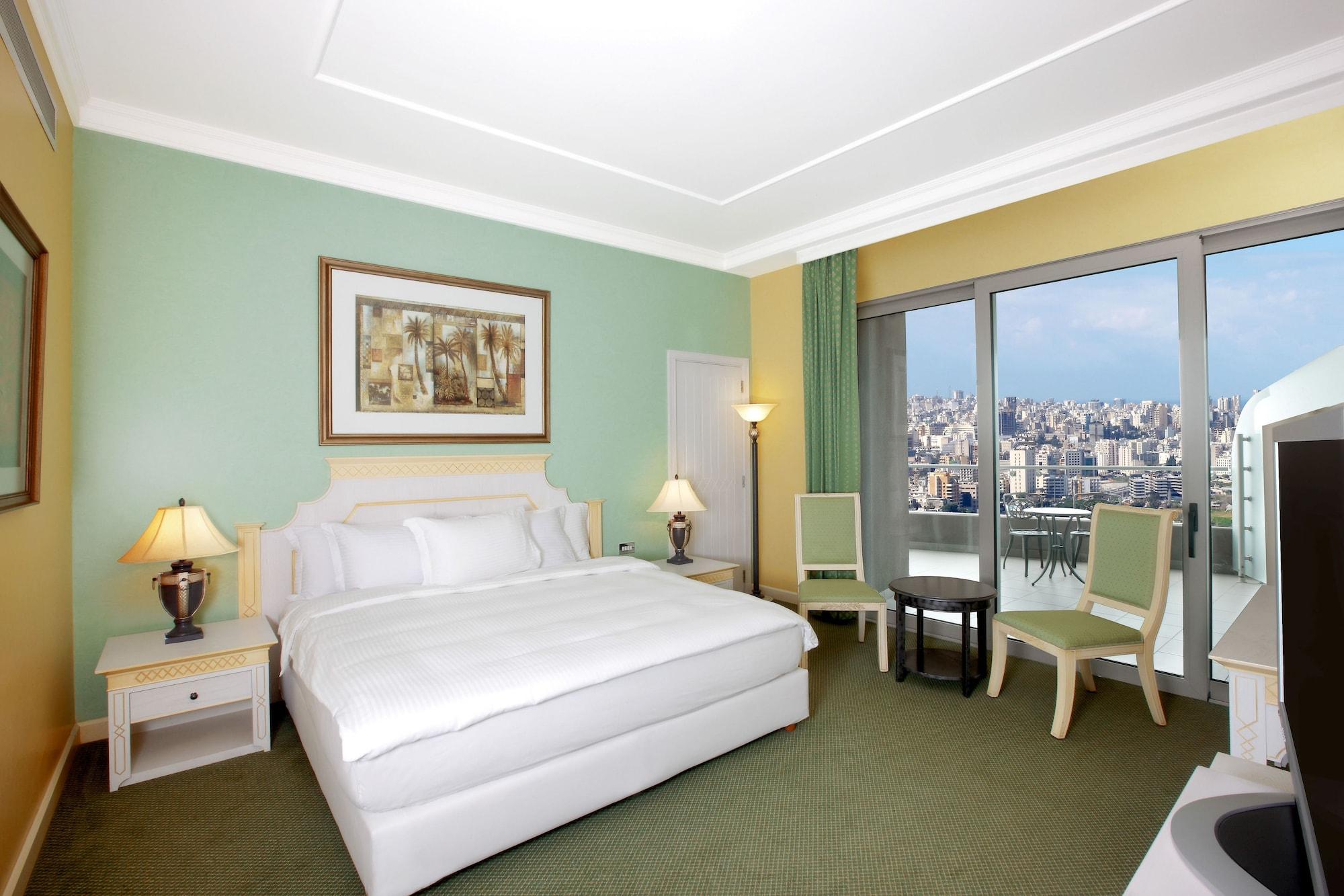 Hotel Al Habtoor Grand Beirut Esterno foto