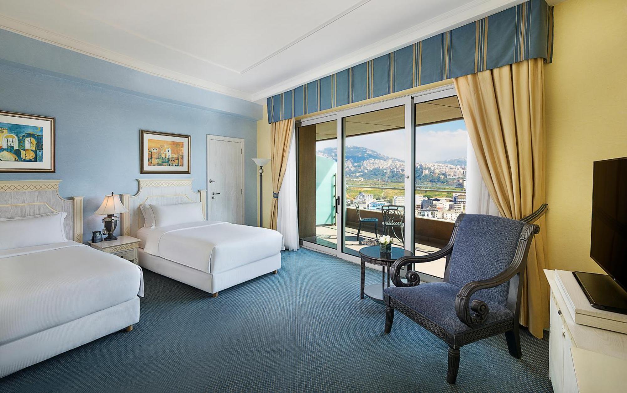 Hotel Al Habtoor Grand Beirut Esterno foto