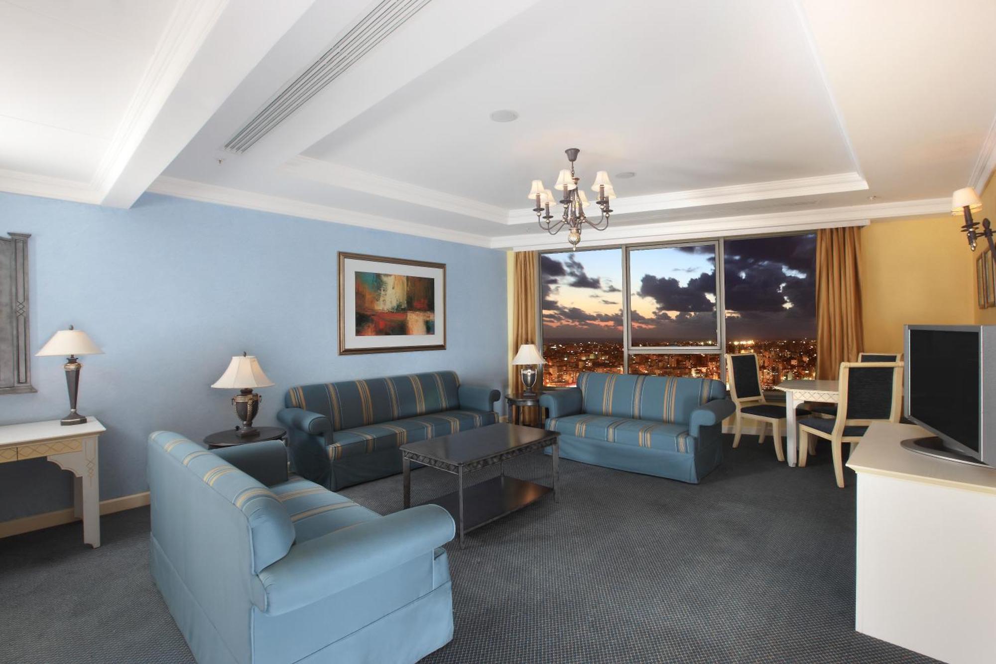 Hotel Al Habtoor Grand Beirut Esterno foto
