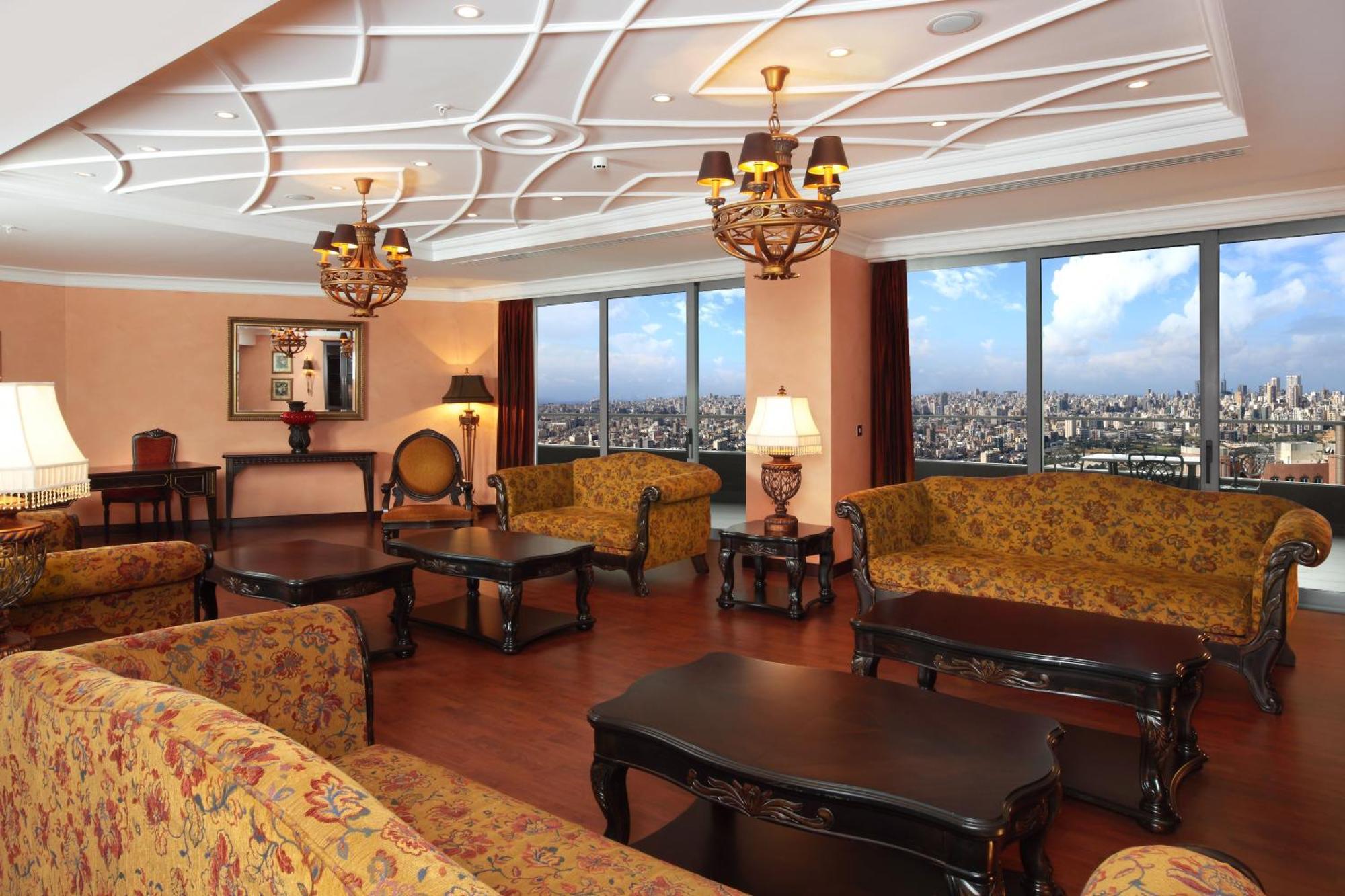Hotel Al Habtoor Grand Beirut Esterno foto