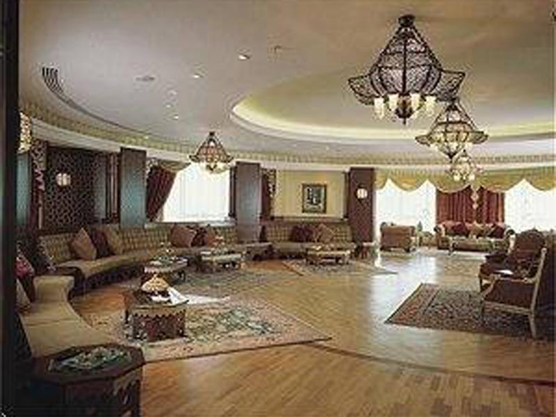 Hotel Al Habtoor Grand Beirut Esterno foto
