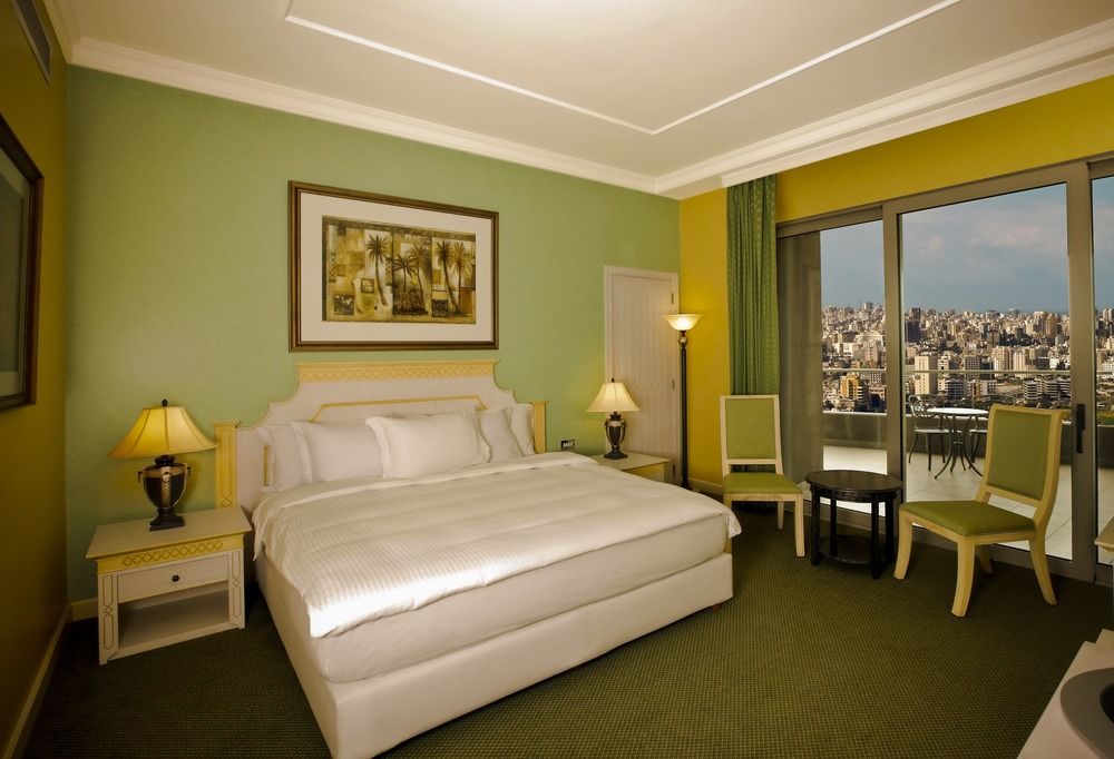 Hotel Al Habtoor Grand Beirut Esterno foto