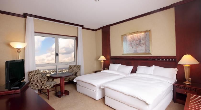 Hotel Al Habtoor Grand Beirut Esterno foto