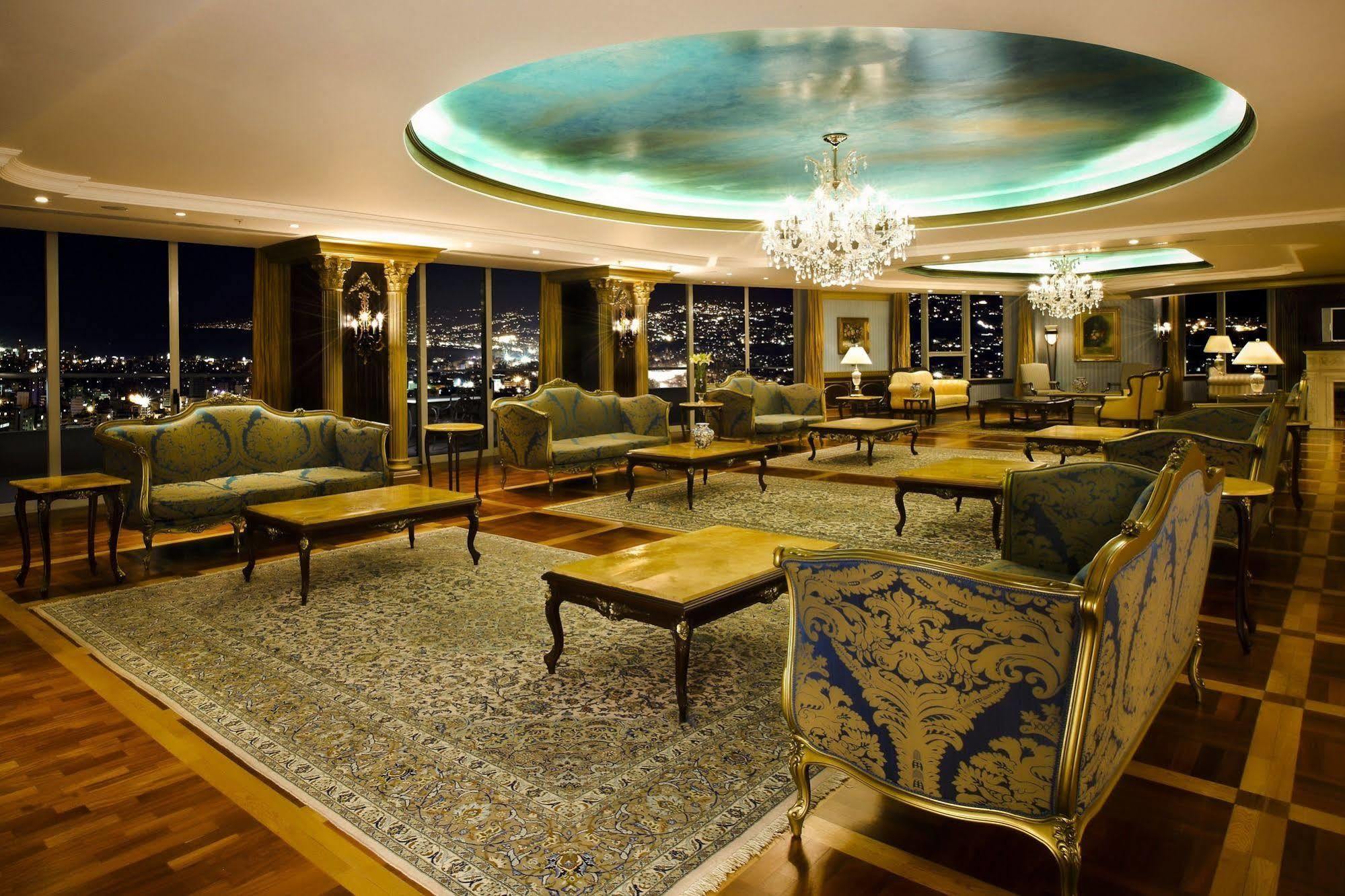 Hotel Al Habtoor Grand Beirut Esterno foto